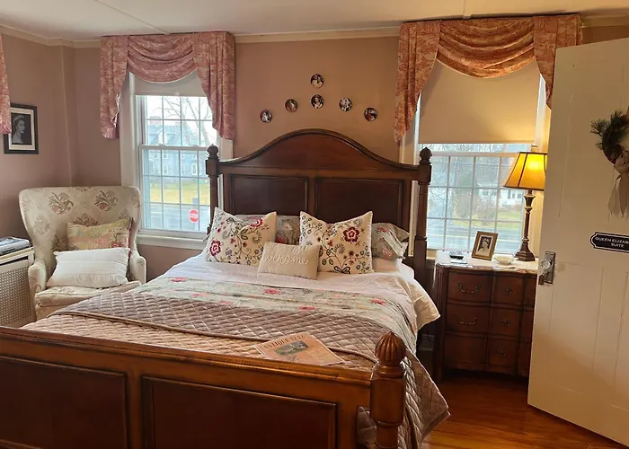 Antique1242 British Bed & Breakfast
